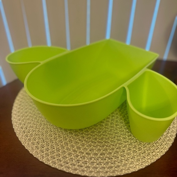 Cactus Shape Chips and Dip Bowl: Perfect Taco Bar Accessory for Your Next Party! - Picture 3 of 4